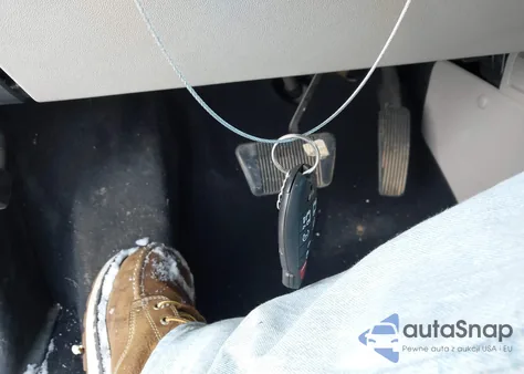 2012 Chrysler Town & Country Touring из США, поврежденный, VIN 2C4RC1BG5CR189138